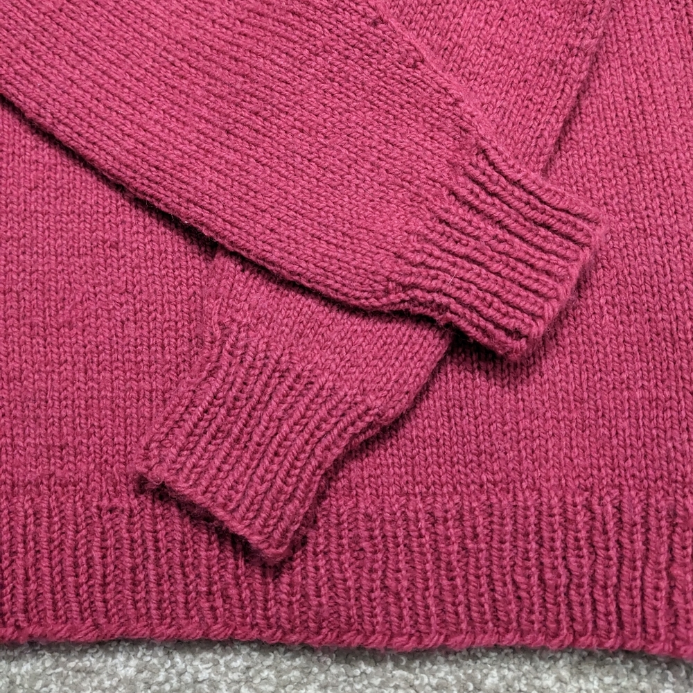 Vintage 80s chunky knit wool pink yoke pattern sweater Canadian handmade - Picture 4 of 11